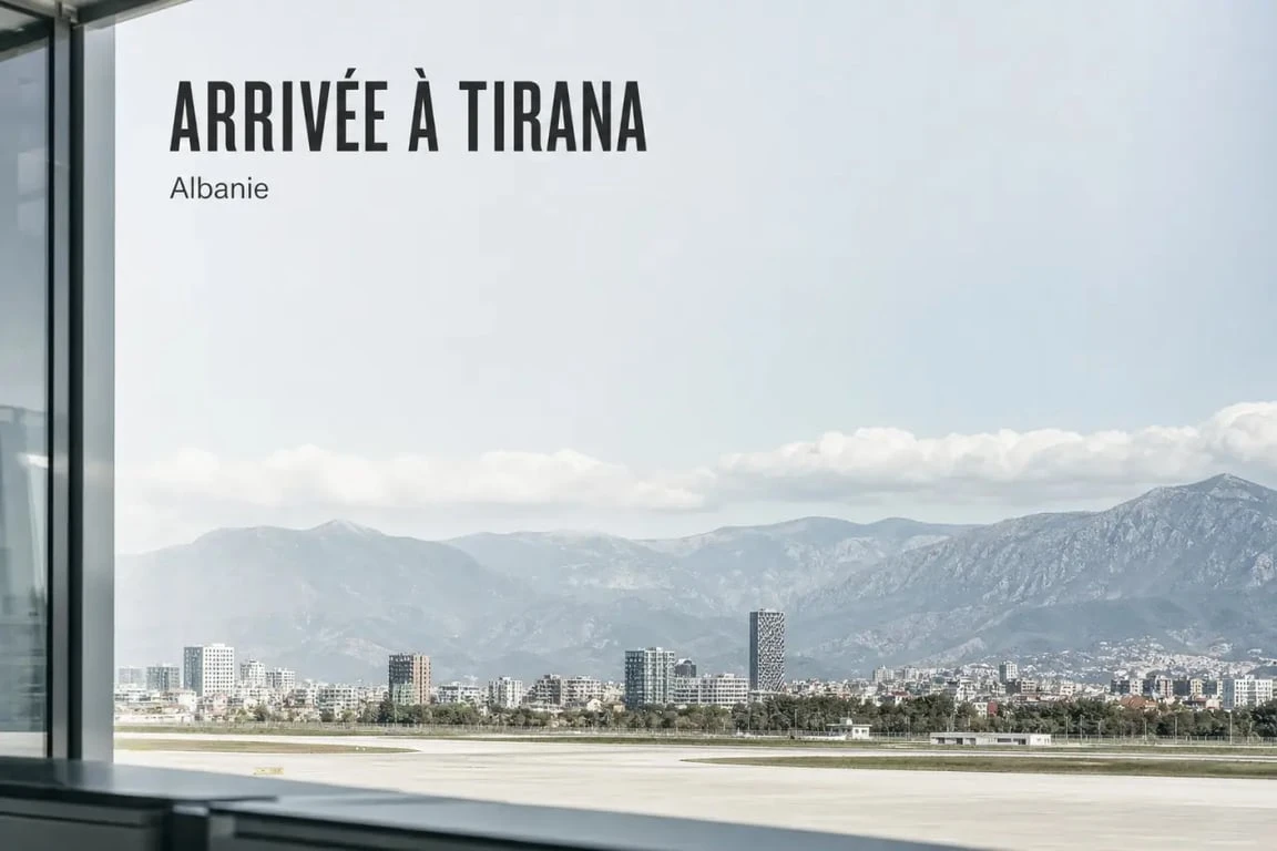 Voyage Albanie Luxair : vue panoramique de Tirana en Albanie au coucher du soleil